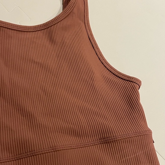 Lululemon Power Pivot Ribbed Tank - Picture 3 of 4